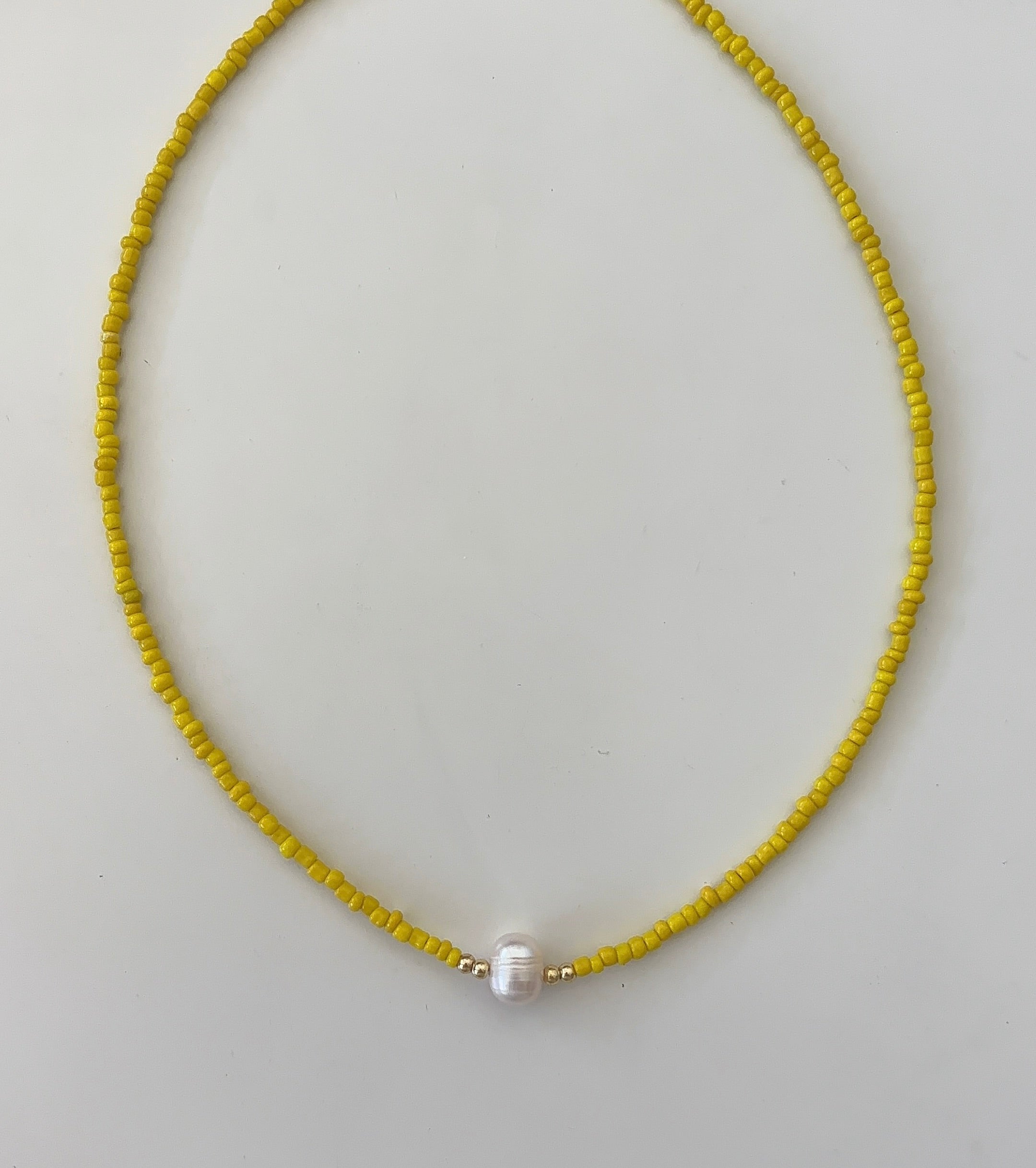 Sunny choker
