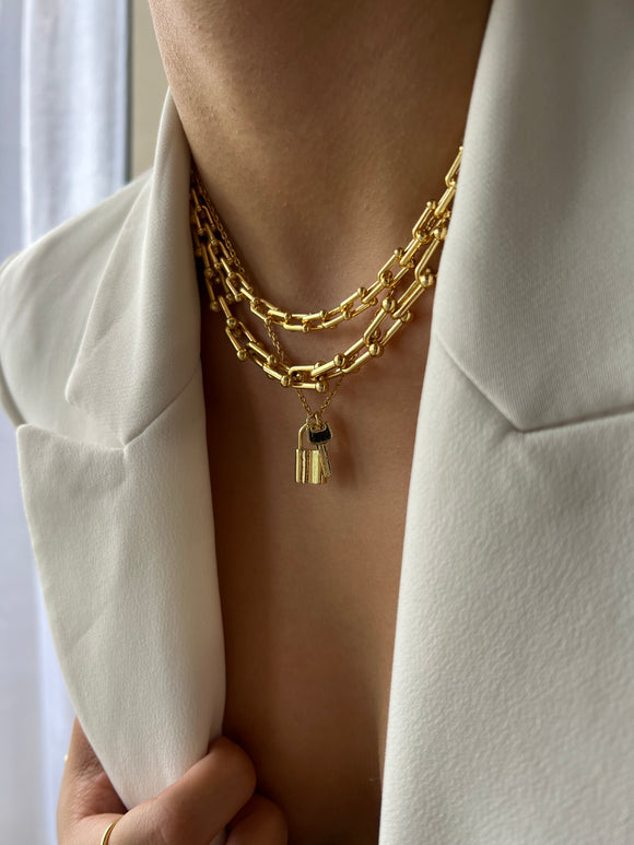 Collares