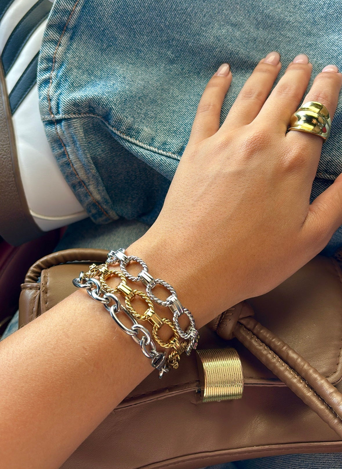 Pulsera ovalada de plata