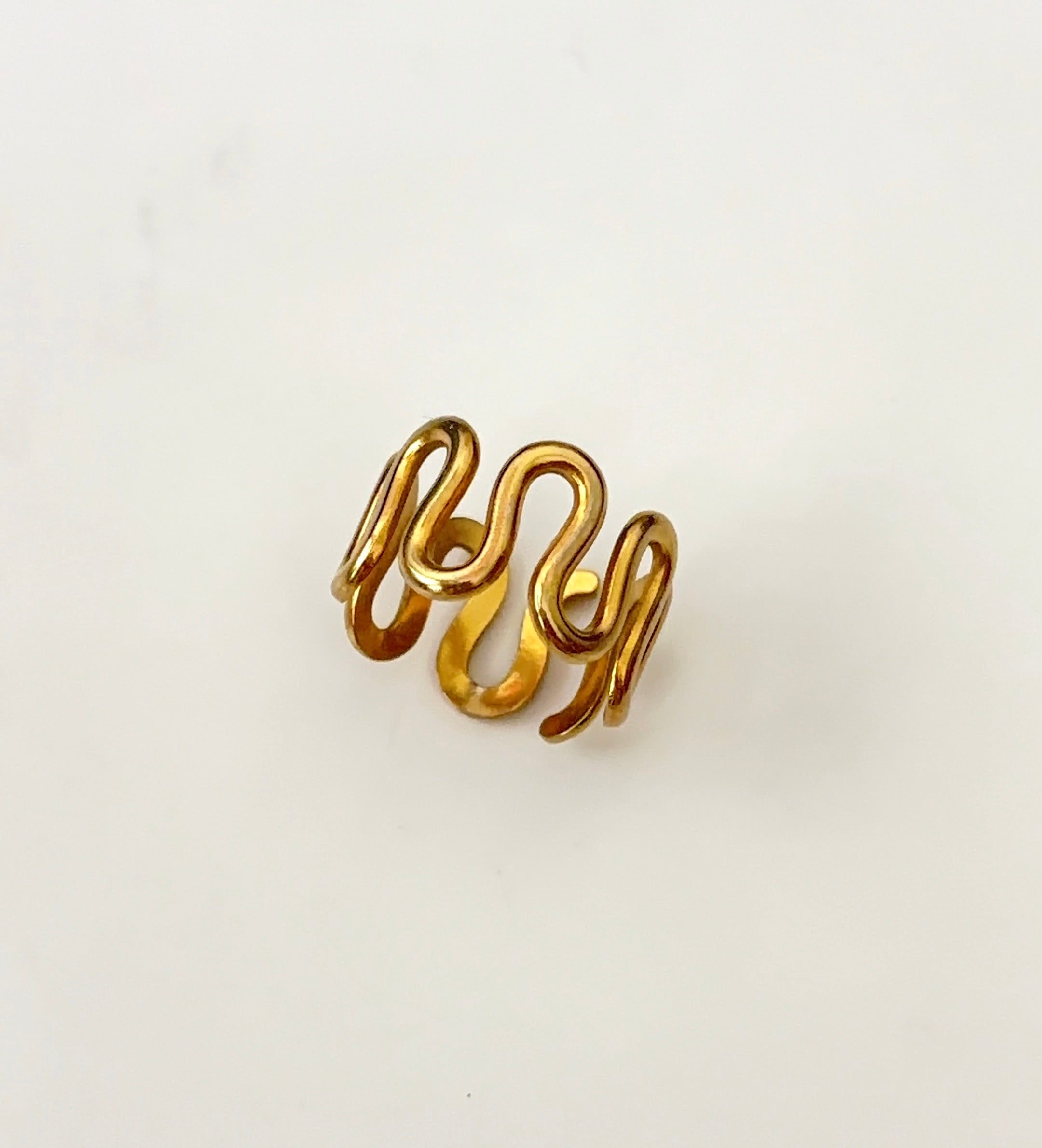 Anillo ondulado