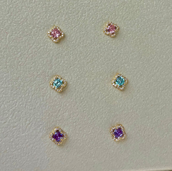 Clover  cz stud