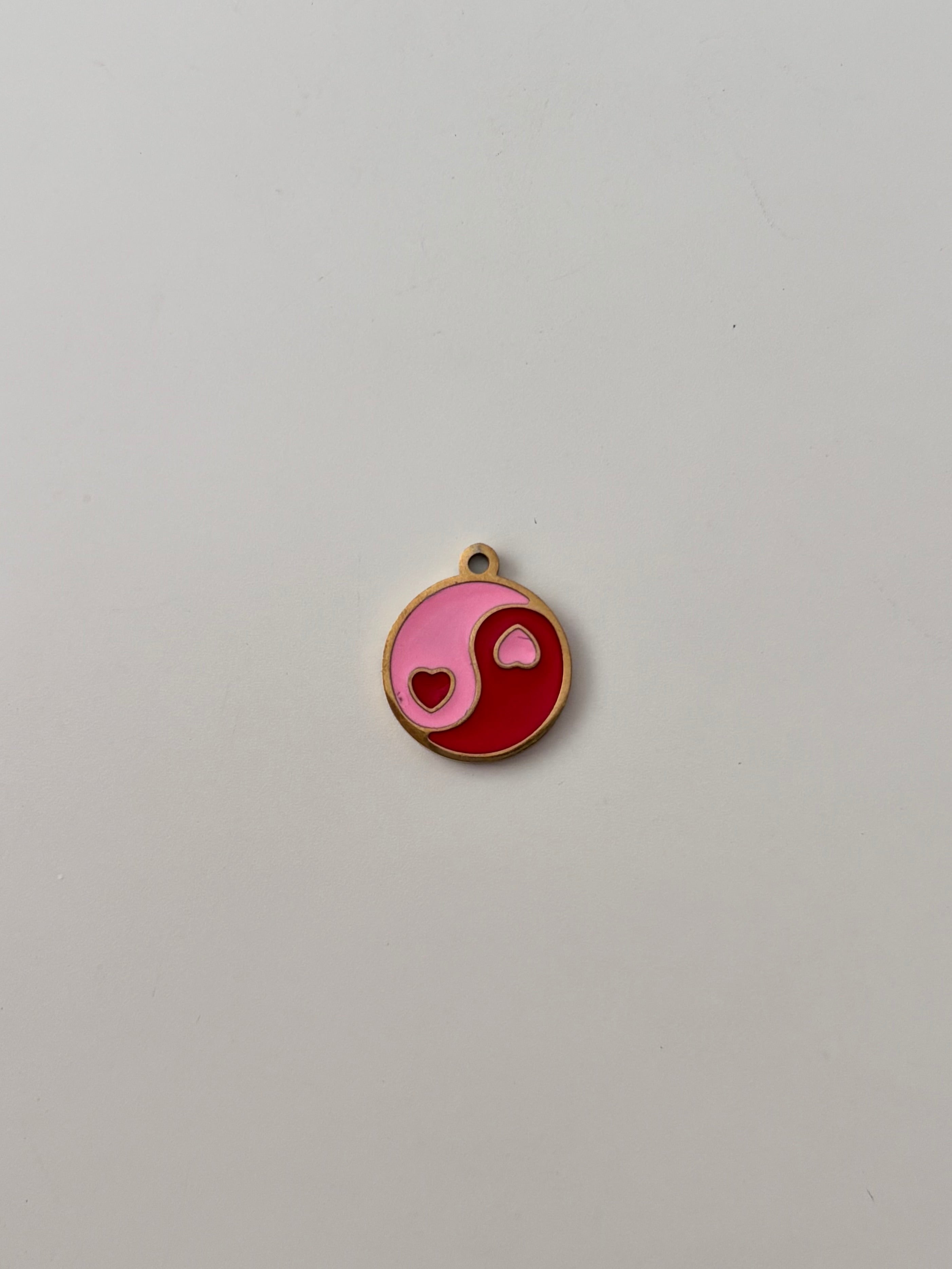 Pink red Yin-yang