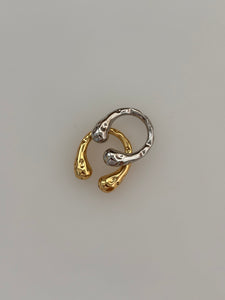 Irregular two tones rings