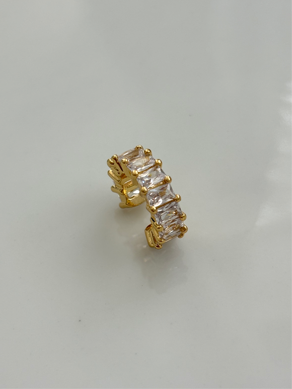 Zirconia ear cuff