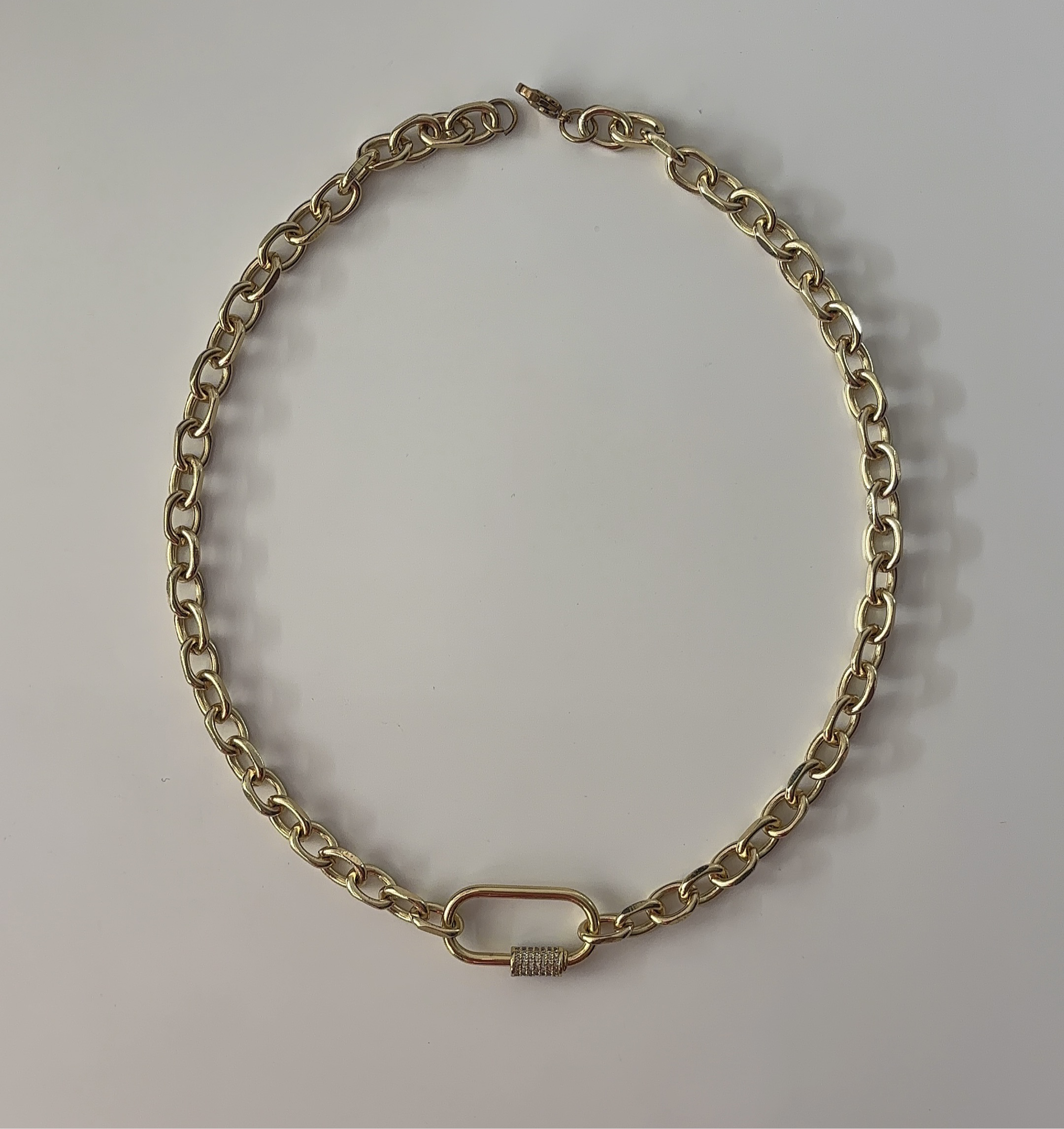 Carabiner chain
