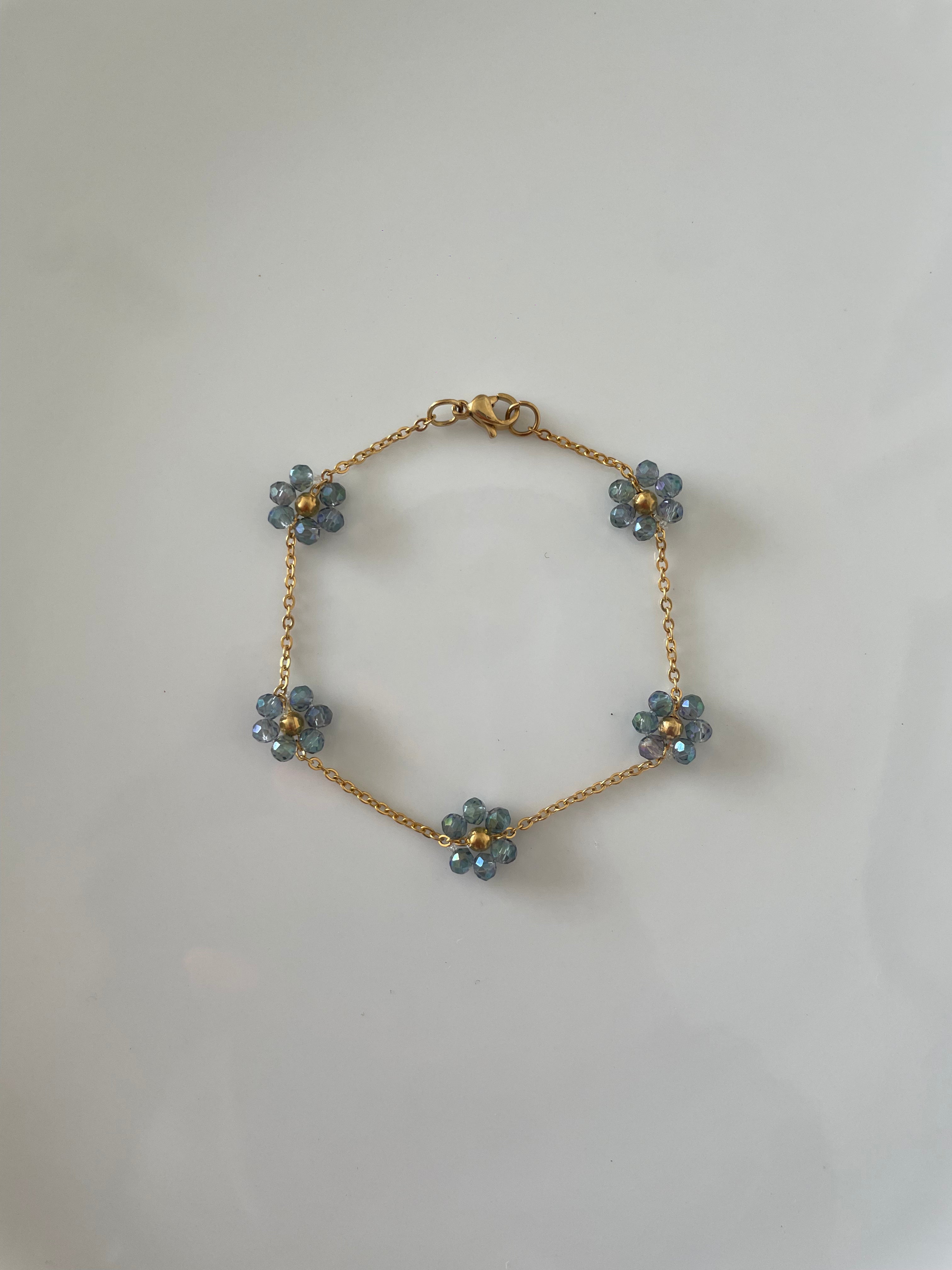 Brazalete de flores de cuarzo