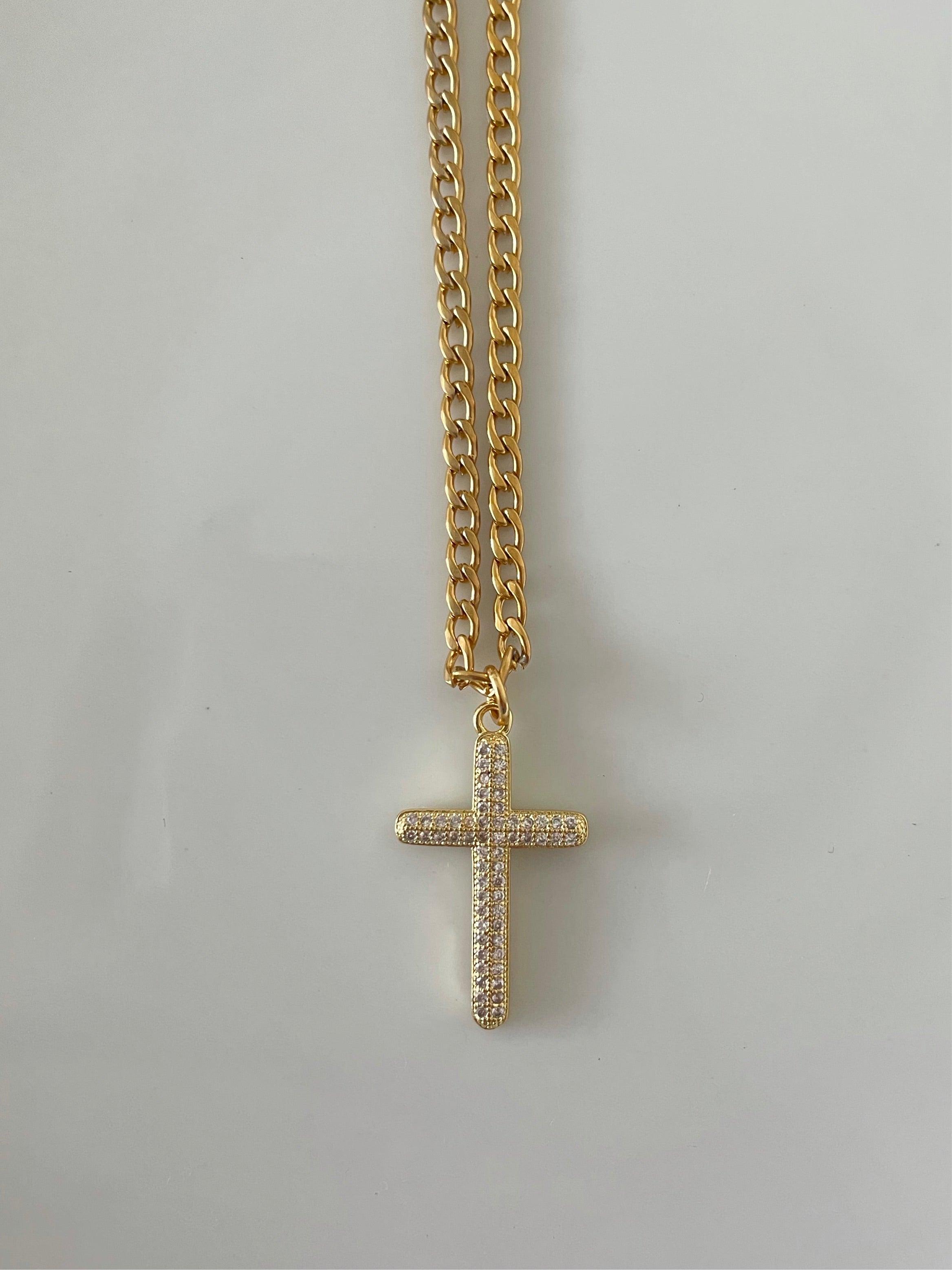 Imaet cross
