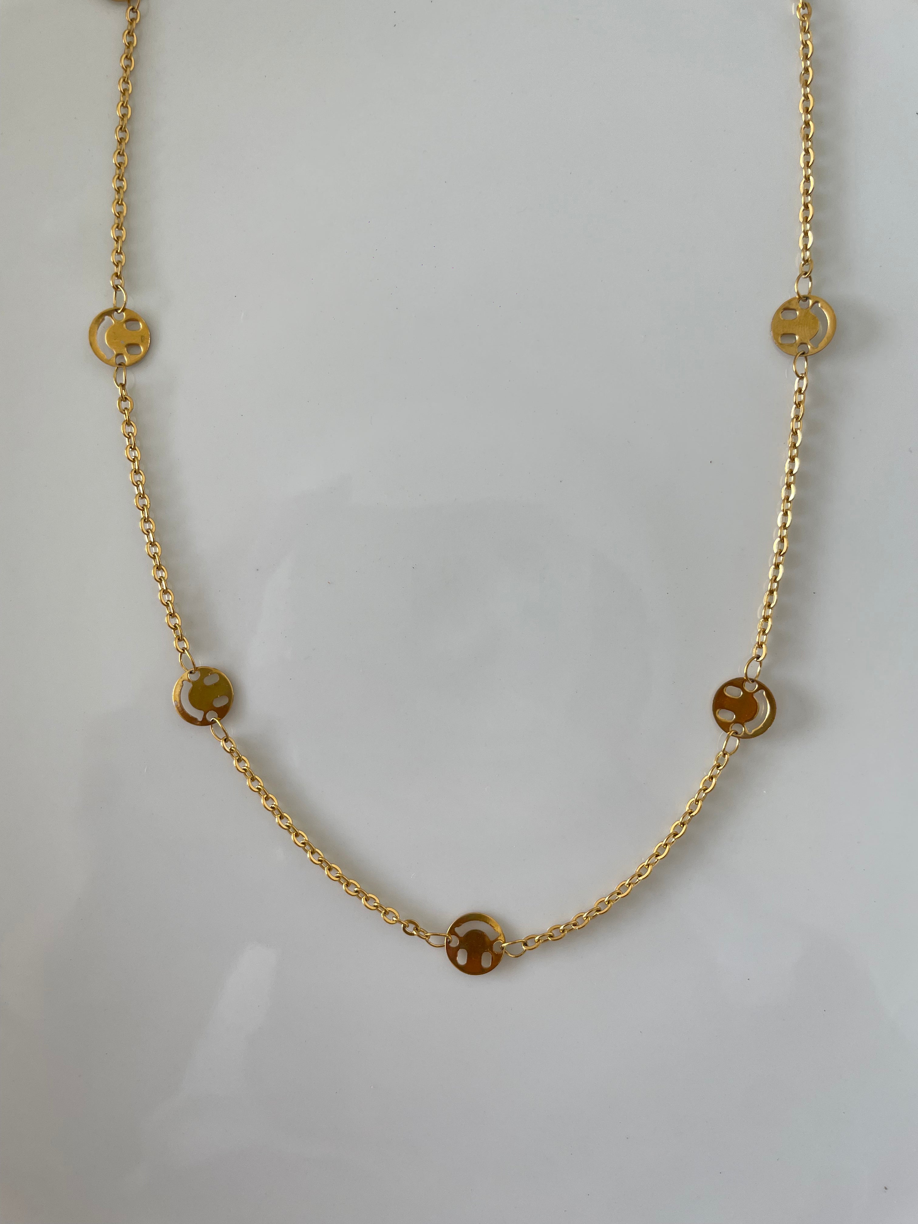 Happy face choker